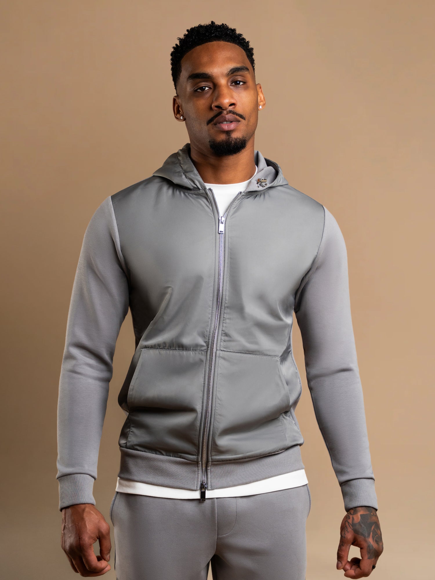 Hybrid Flow Windbreaker - Grey