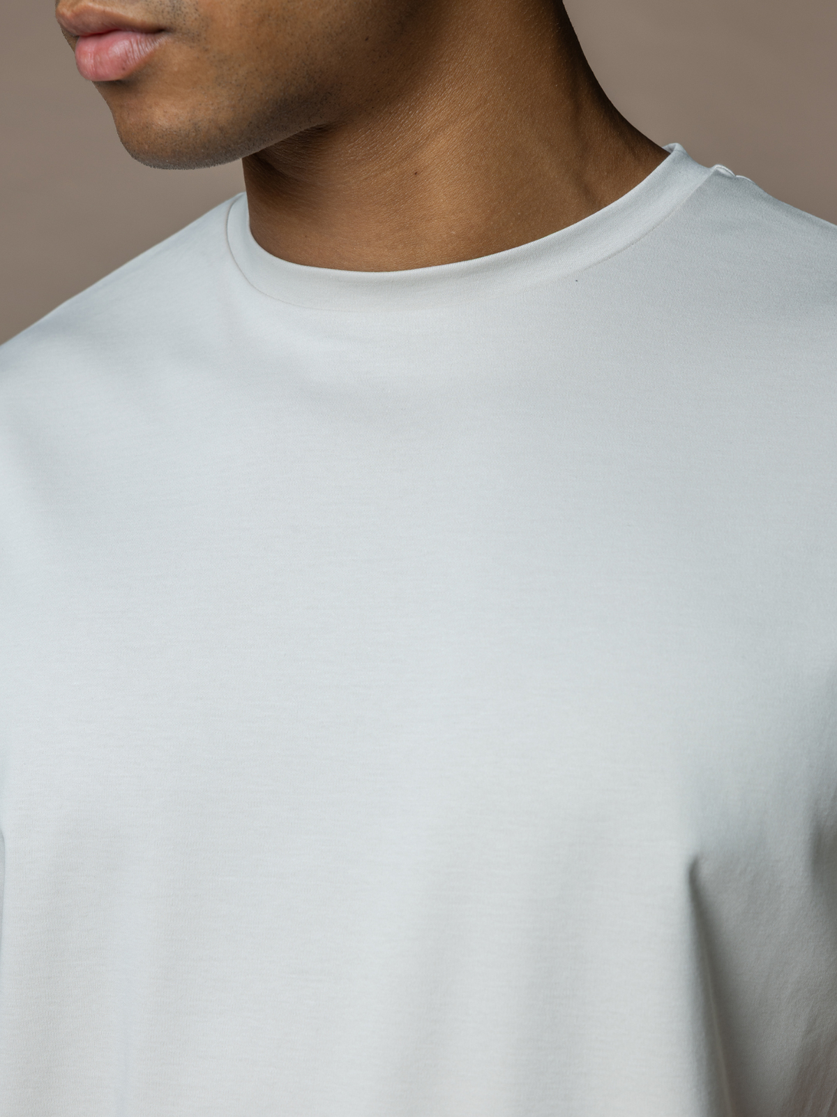 Essential Lux T-Shirt - Grey