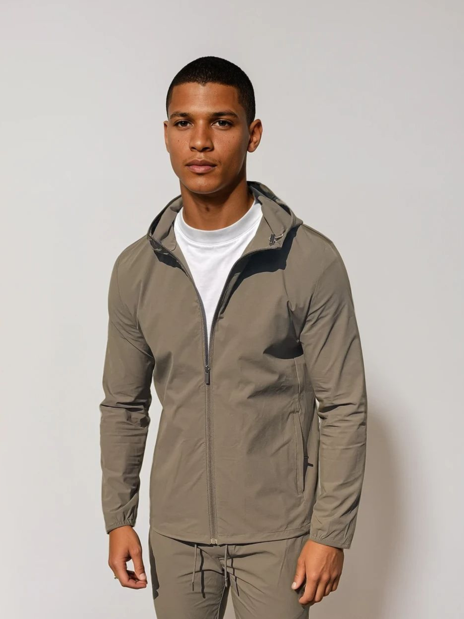 Tech Windbreaker - Mocca
