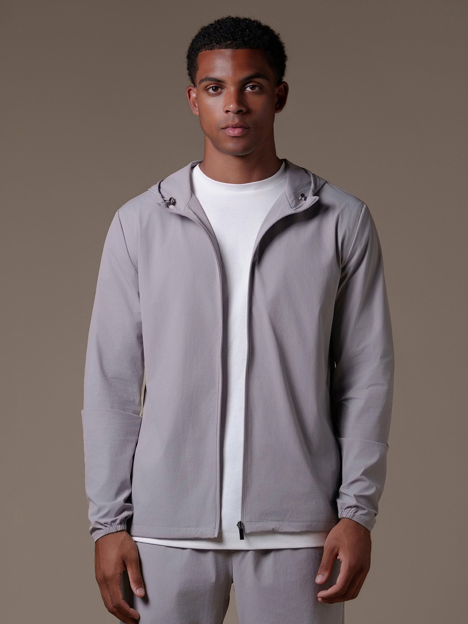 Tech Windbreaker - Grey