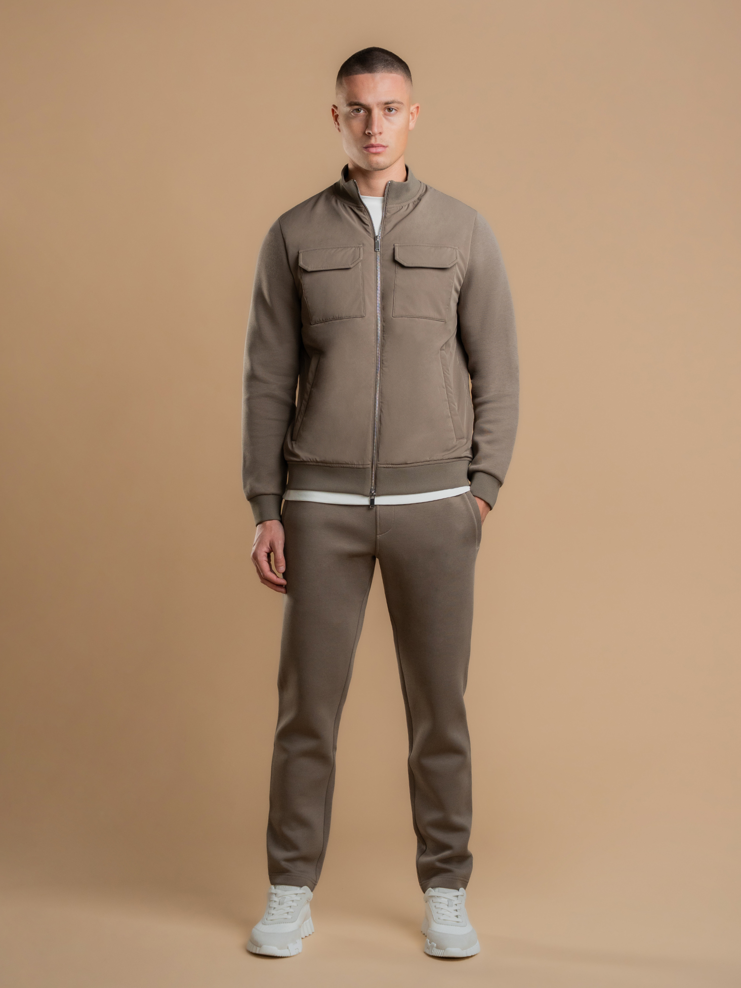 Hybrid Jogger - Taupe