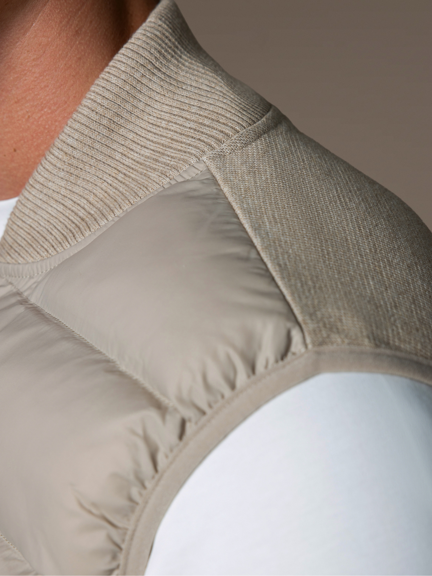 Hybrid Gilet - Sand