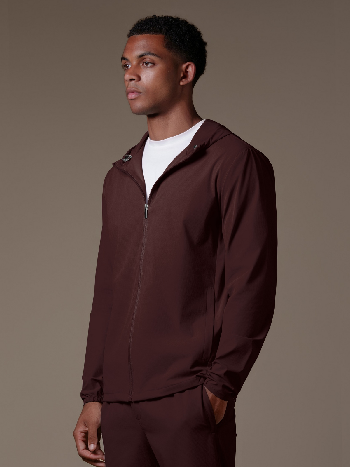 Tech Windbreaker - Burgundy