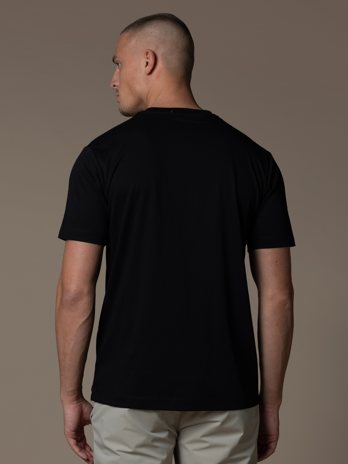 Essential Lux T-Shirt - Black