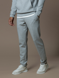 Essential Interlock Flow Jogger - Cloud Grey