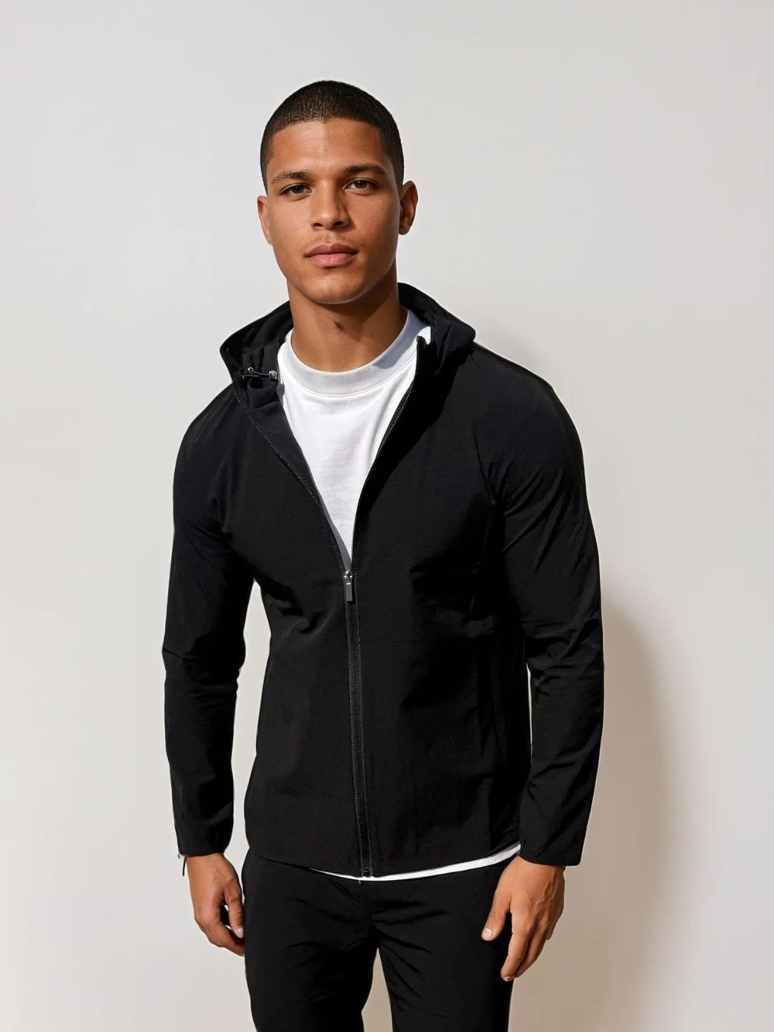 Tech Windbreaker - Black