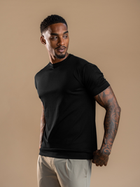 Essential Lux T-Shirt - Black