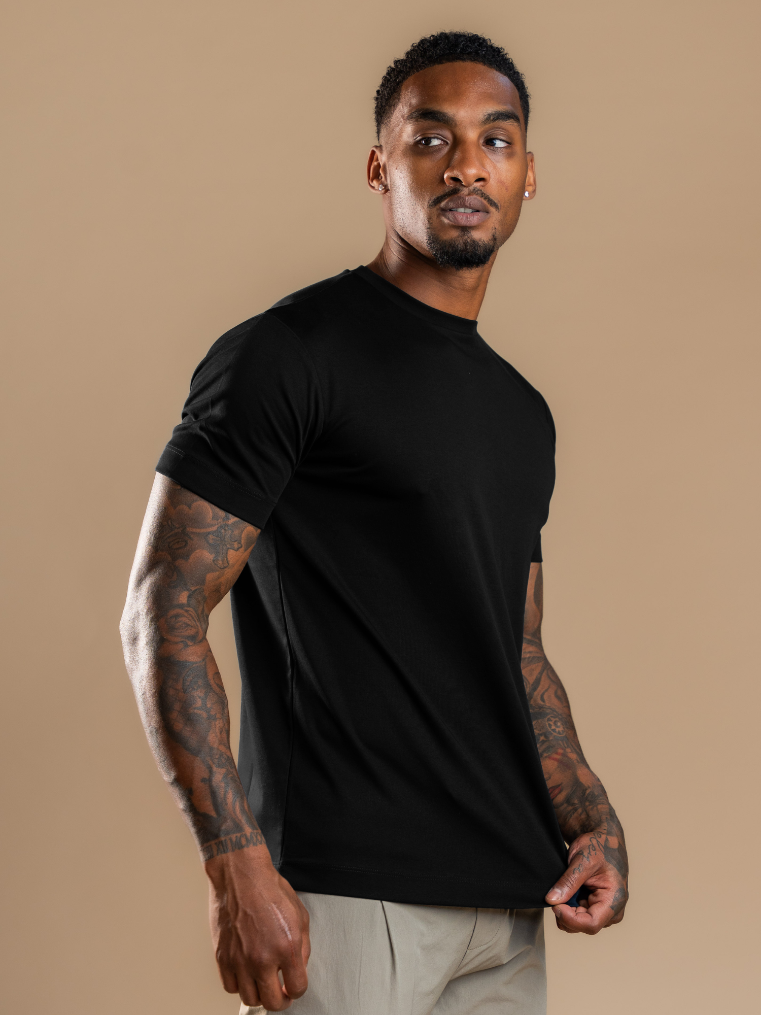 Essential Lux T-Shirt - Black